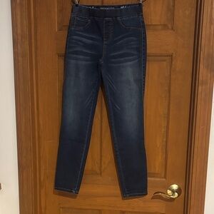 Lucy High Rise Dark Blue Jeans